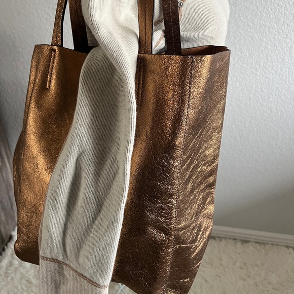 Banana Republic Gold Shiny Tote Bag - Picture 7 of 11